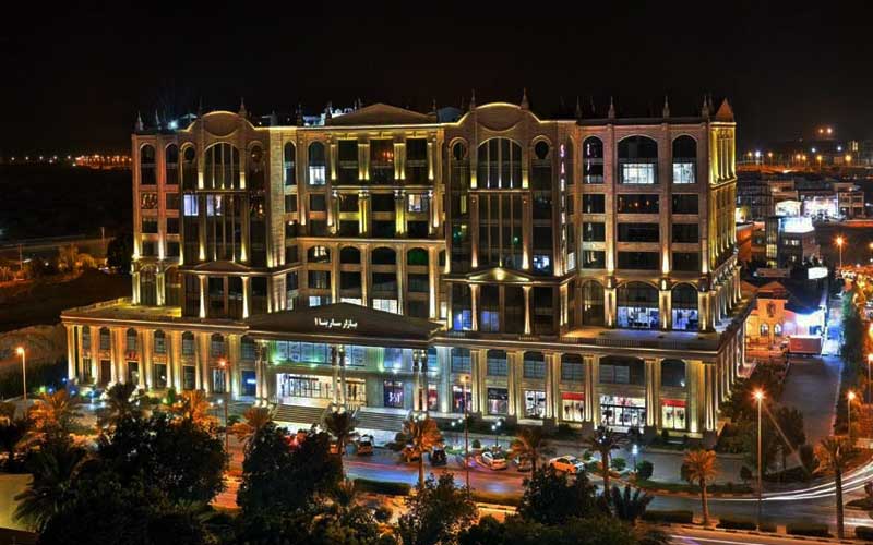 مراکز خرید کیش در شب