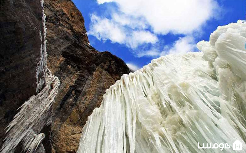 آبشار یخی سنگان
