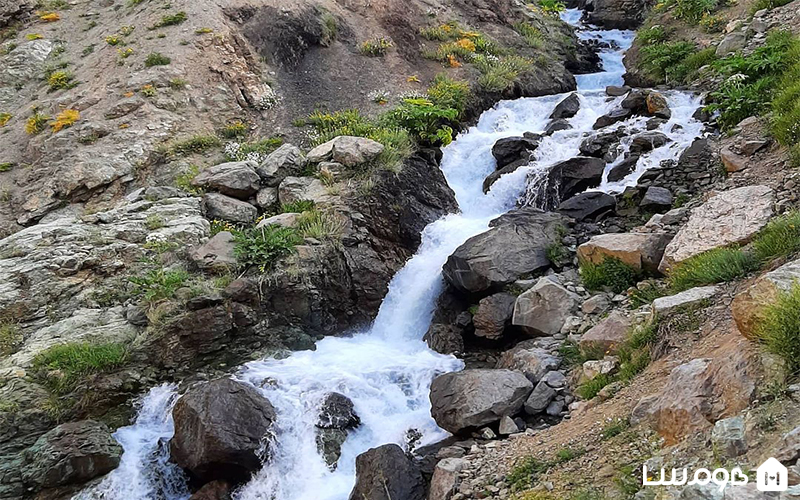 آبشار روستای لالان