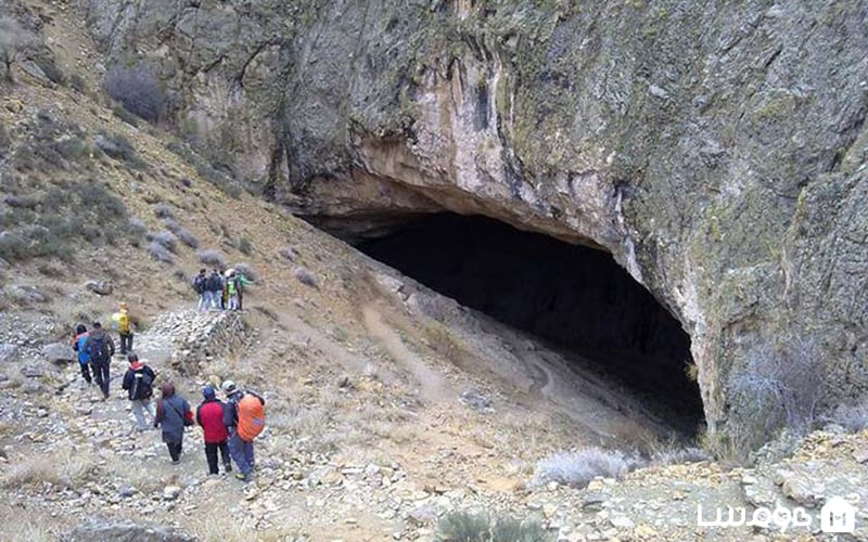 غار خمیره از جاهای دیدنی لواسان