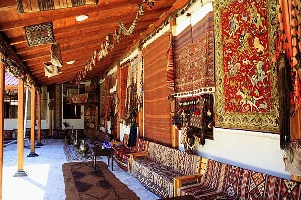 بازار شهر وان