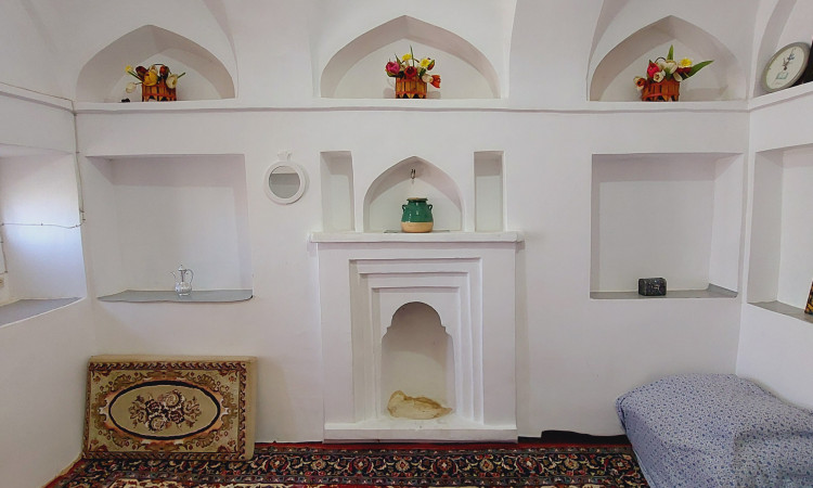 رزرو بومگردی شمس العماره( اتاق صدطاقچه )