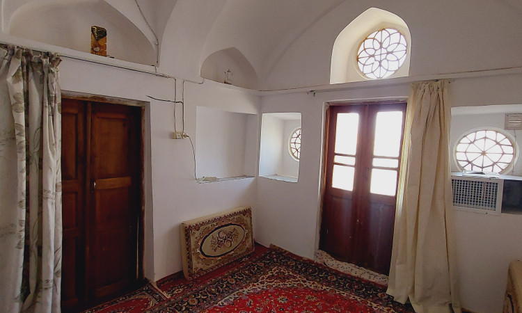 رزرو بومگردی شمس العماره( اتاق صدطاقچه )