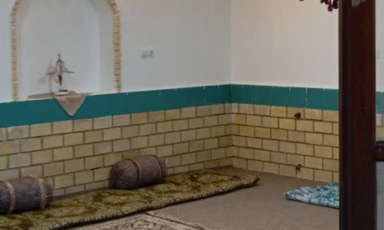 اقامتگاه بوم گردی کاوه آهنگر (اتاق شاه نشین)