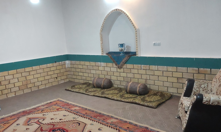 اقامتگاه بومگردی کاوه آهنگر(اتاق خان نشین)