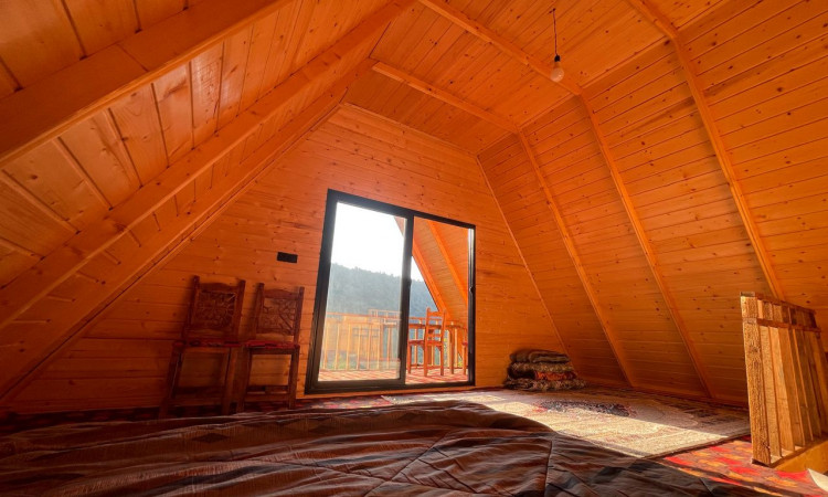 اجاره مجموعه آغوزحال کلبه سوئیسی جنگلی 3