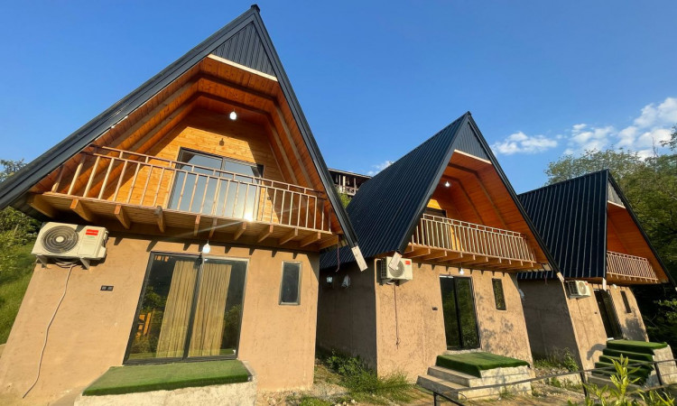 اجاره مجموعه آغوزحال کلبه سوئیسی جنگلی 3