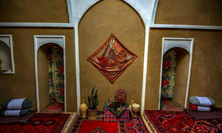 رزرو اقامتگاه بوم گردی خانه کویر