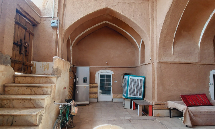 بومگردی شمس العماره _ اتاق نظام الدین بیگ 1