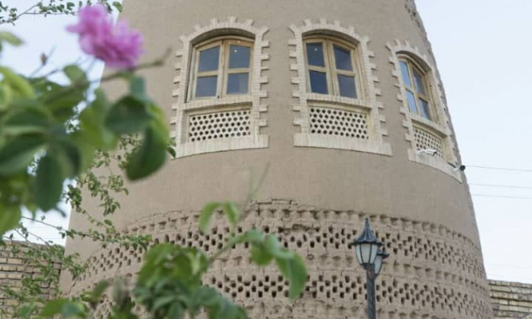 بوم‌گردی خانه باغ شاکر (عمارت)