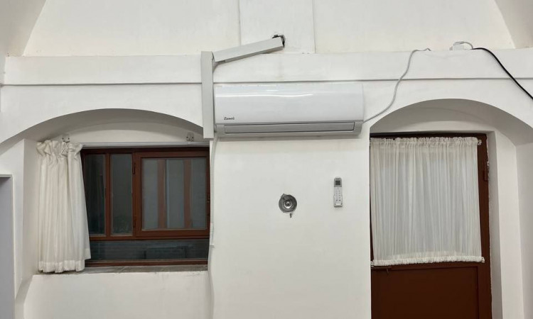 رزرو بومگردی پدر سالار اتاق چهارم