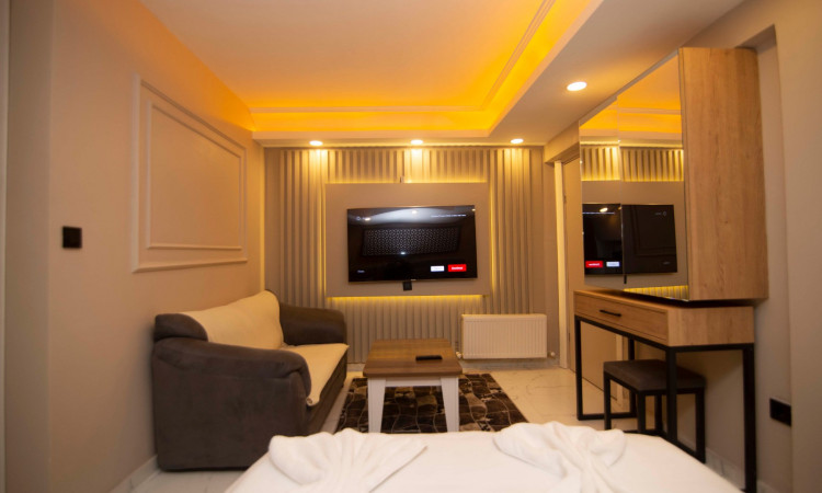 اجاره سوئیت لوکس نیشانتاشی طبقه همکف