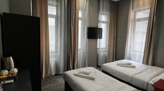 جناح غرفتين للإيجار في تقسيم، الاستقلال، الطابق الأول