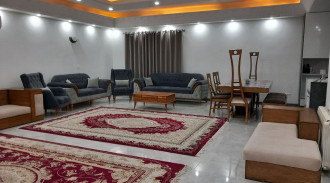 فيلا دوبلكس من ثلاث غرف نوم للإيجار في أرماغان مع مسبح