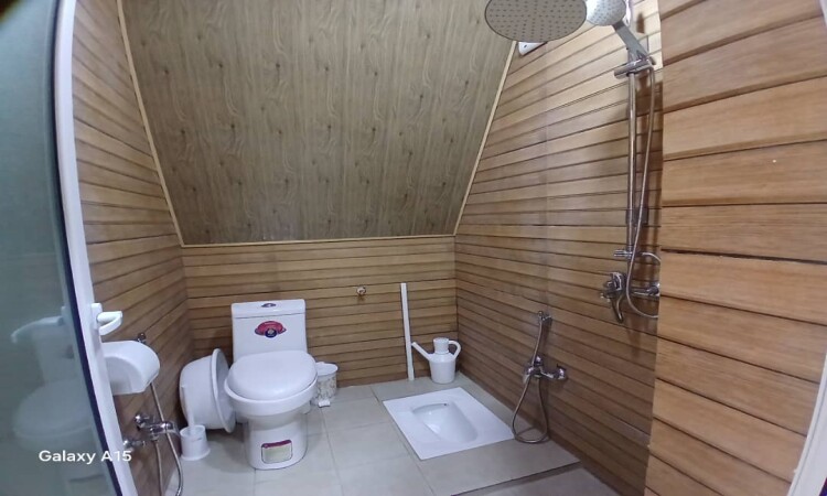 استئجار كوخ سويسري مزدوج في بهارانانج