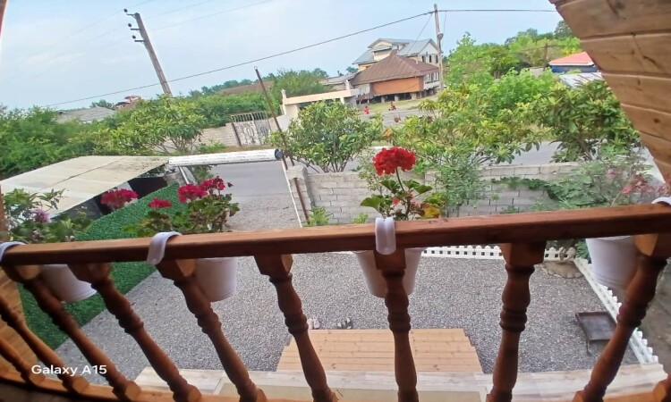 استئجار كوخ سويسري مزدوج في بهارانانج