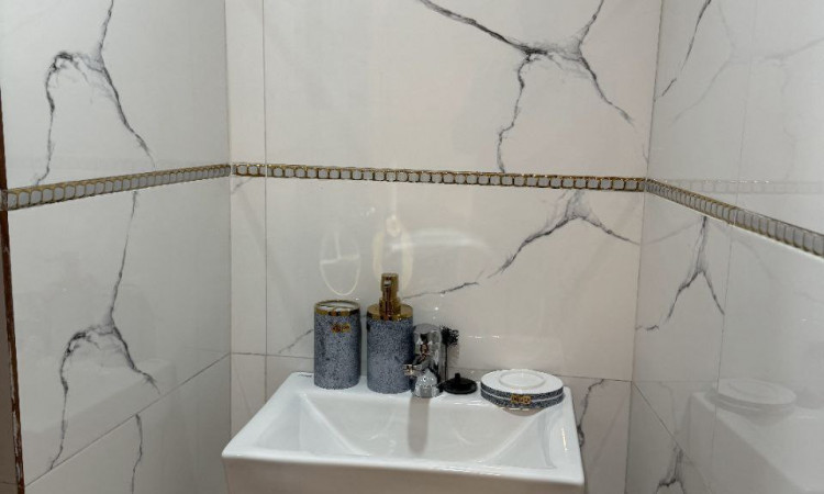 اجاره کلبه سوئیسی تک خواب جنگلی آکوبا