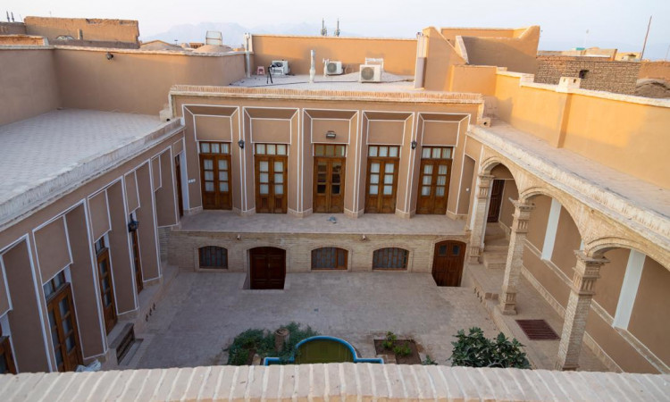اجاره خانه سنتی عماد