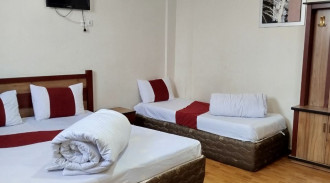 رزرو هتل آرمیا اتاق سه تخته طبقه اول