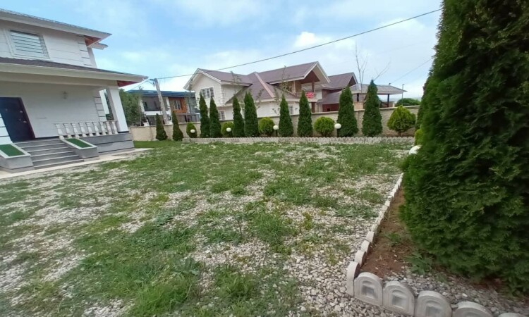 فيلا دوبلكس بثلاث غرف نوم للإيجار في كالاردشت