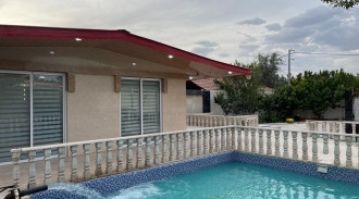 اجاره باغ ویلا دوخوابه استخردار در زازران