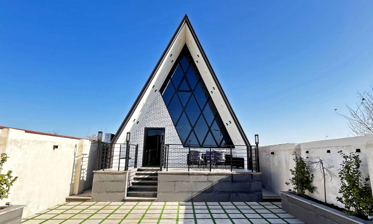 اجاره کلبه سوئیسی گل مریم