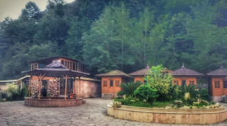 مجموعه بومگردی کیوتی کاتیج کلبه (Vip)