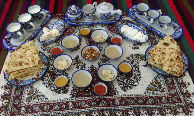 رزرو اقامتگاه بوم گردی حاجی خان(اتاق 4تخته)