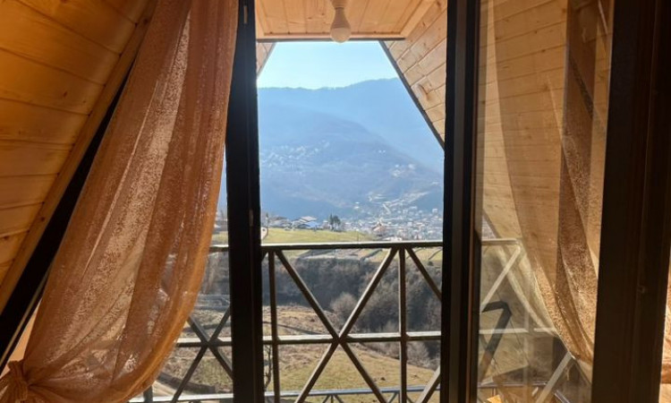 اجاره کلبه سوئیسی دو خواب پناه