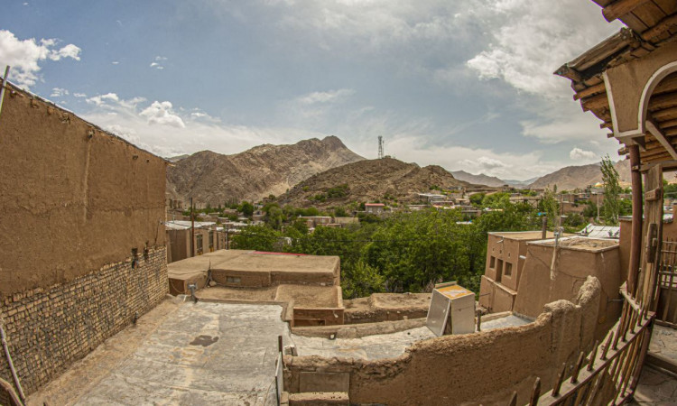 رزرو اقامتگاه بوم گردی ارامش (واحد آفتاب گردان)