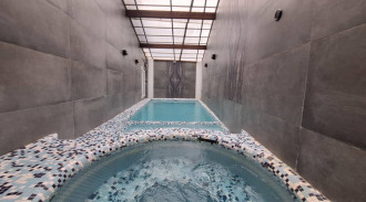 اجاره ویلا دو خواب استخر سرپوشیده آبگرم ونوش