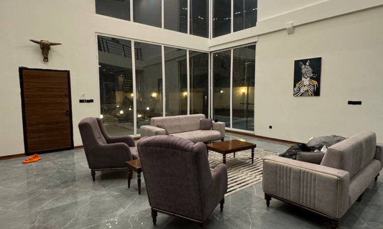 اجاره ویلا دوبلکس استخردار عمارت هستی