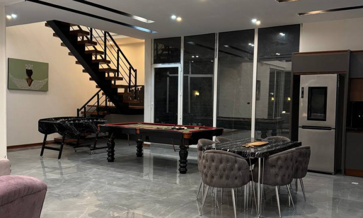 اجاره ویلا دوبلکس استخردار عمارت هستی