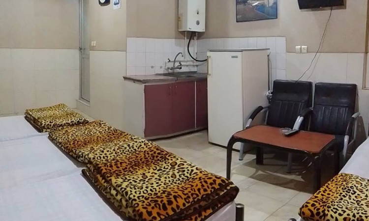 رزرو مهمانپذیر خیام (اتاق10ـ چهار تخته سرویس اختصاصی )