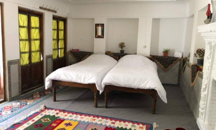 رزرو بومگردی سنتی اشکانی