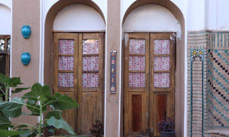 رزرو بومگردی سنتی اشکانی
