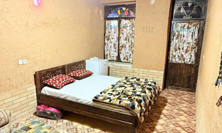 رزرو بوم گردی ییلاقات پارسه - اتاق یاسمن