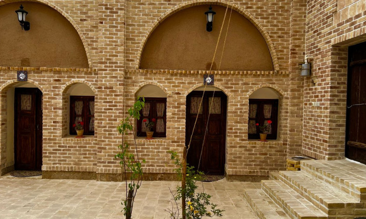 رزرو بوم گردی بابابزرگ (ایوان)