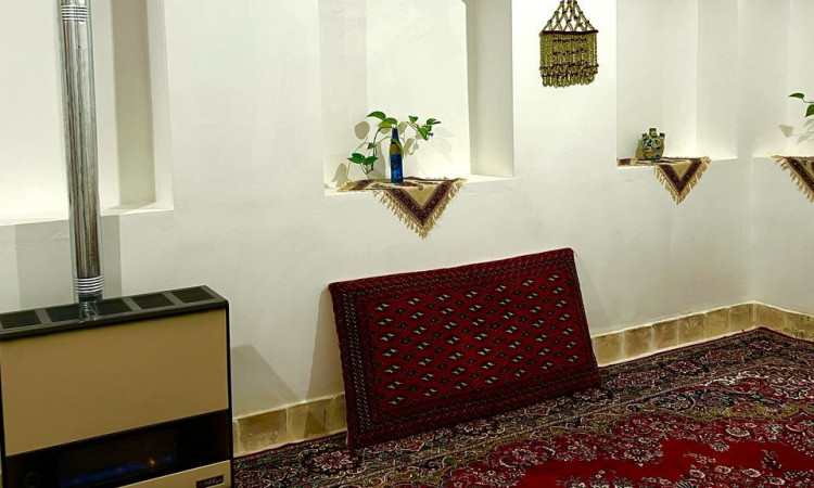 رزرو بوم گردی بابابزرگ (ایوان)