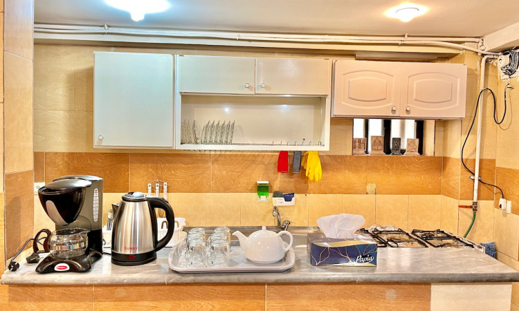 اجاره ویلای تک خوابه حافظیه باحیاط اختصاصی