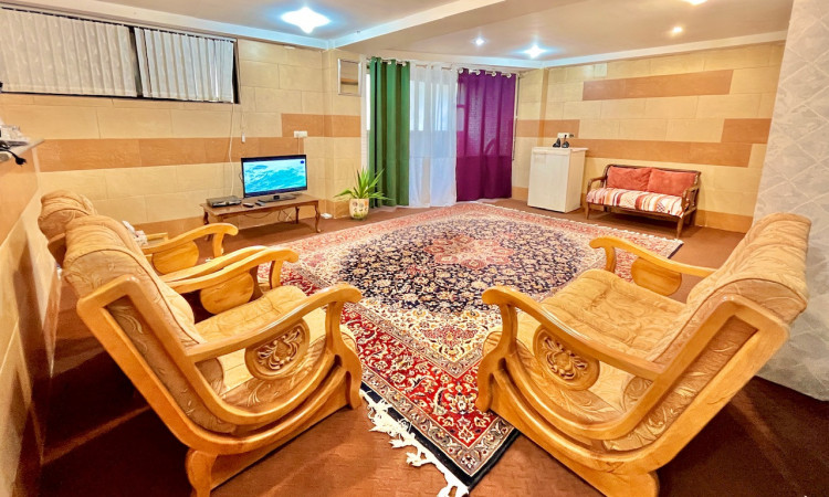 اجاره ویلای تک خوابه حافظیه باحیاط اختصاصی