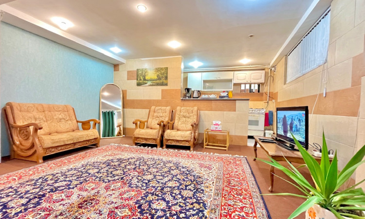 اجاره ویلای تک خوابه حافظیه باحیاط اختصاصی