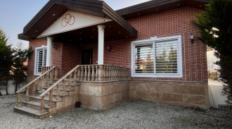 اجاره ویلا استخرسرپوشیده آبگرم متل قو