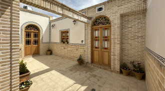 رزرو بوم گردی عمارت ایرانی اتاق سه تخته(کی آشیان)