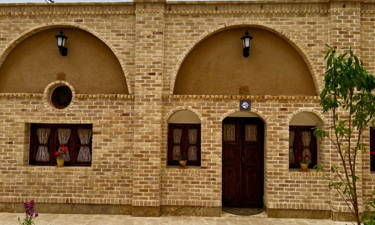رزرو بوم گردی بابابزرگ (پنج دری)