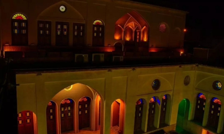 رزرو بوم گردی شاسوسا واحد سه تخته پنج دری