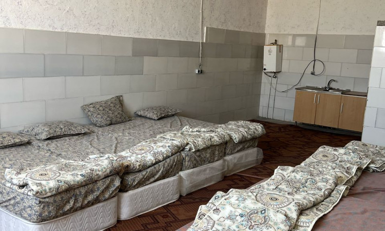 رزرو بوم گردی کویری شباهنگ (اتاق 8 تخته)