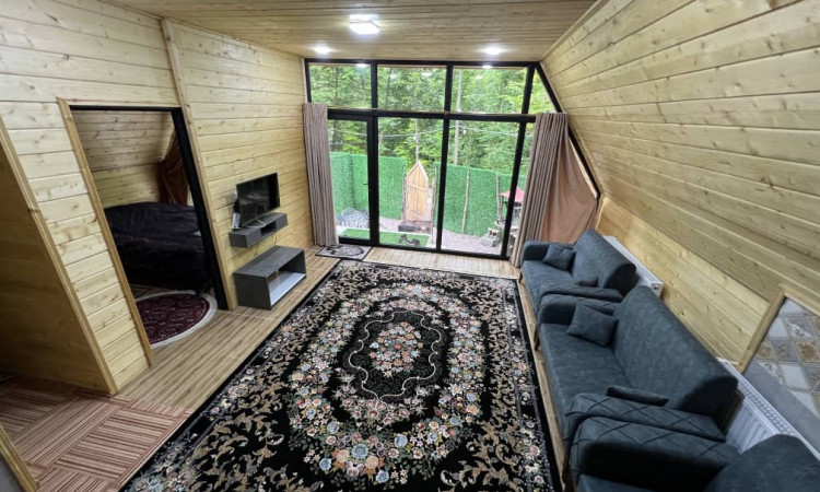 اجاره کلبه سوئیسی جکوزی‌دار جنگلی شالما 2
