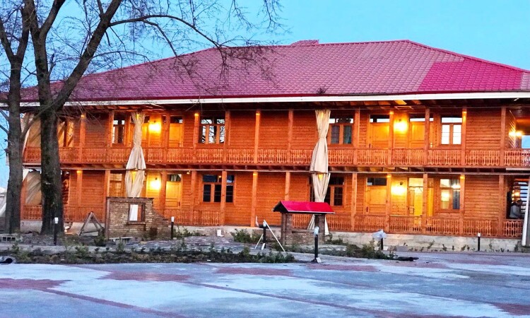 محمية غيل خاتون للسياحة البيئية - سرير عائلي ثلاثي في ​​الطابق الثاني