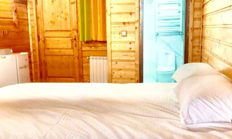 رزرو بومگردی گیل خاتون - اتاق گیل‌ ناز مدرن